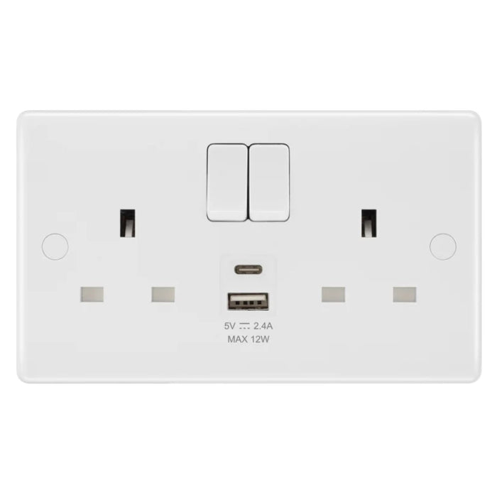 BG White Moulded 13A Double USB Socket with 12W A+C Ports 822UAC12